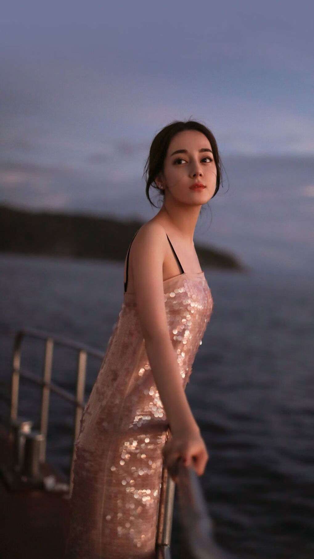 宇宙共振之夜，字母哥以天穹为画布的压制级宣言