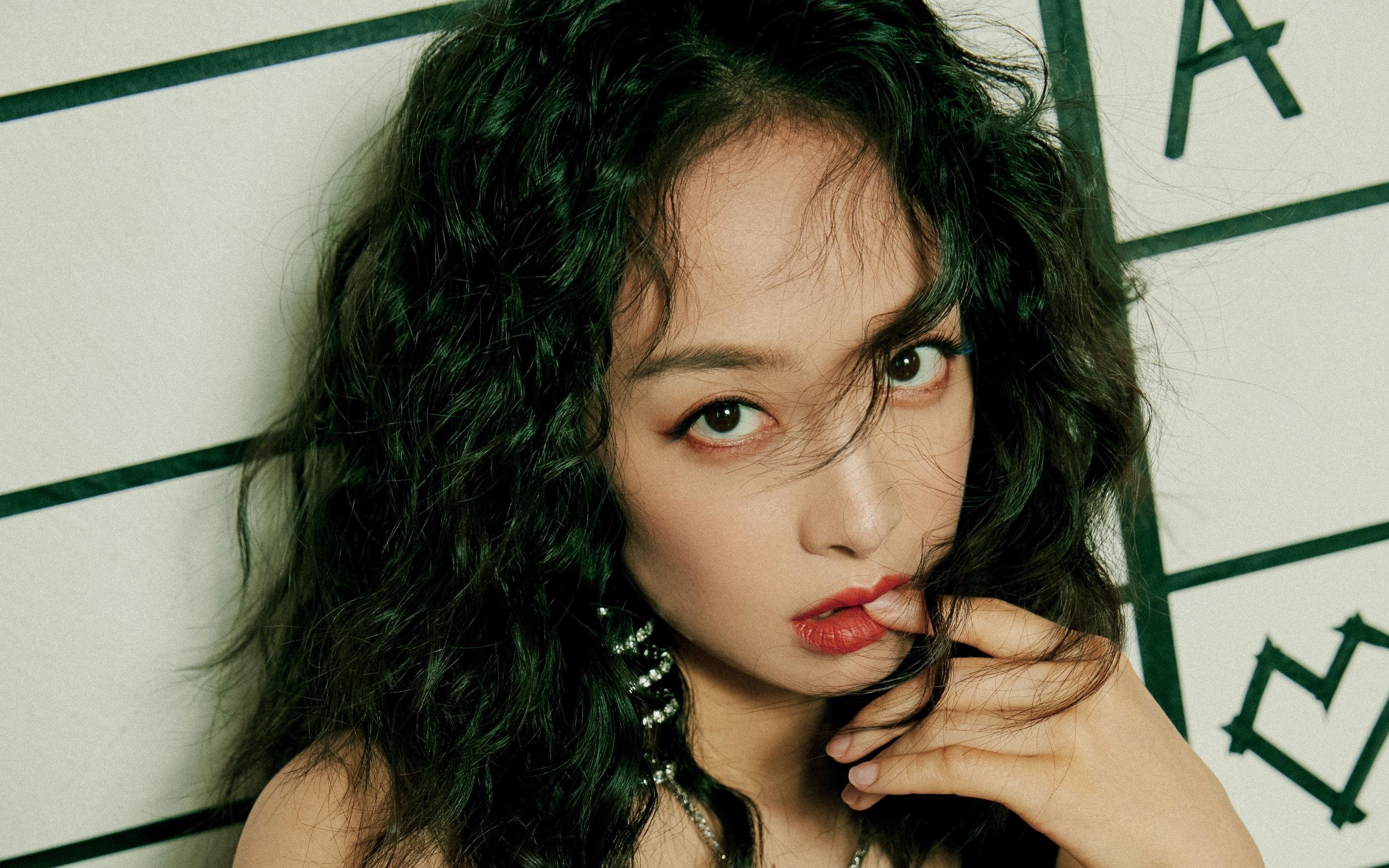 哈登导演跨界碾压，当鹈鹕战术席卷广东，谁才是真正的关键先生？