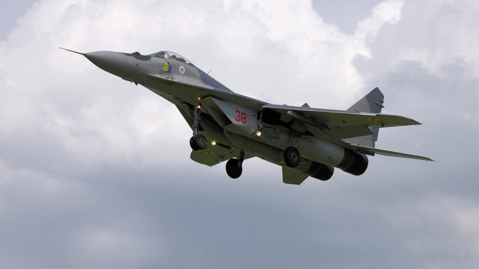 沙漠之夜与冰冷火焰，当英格拉姆在美加墨的星空下执笔书写结局