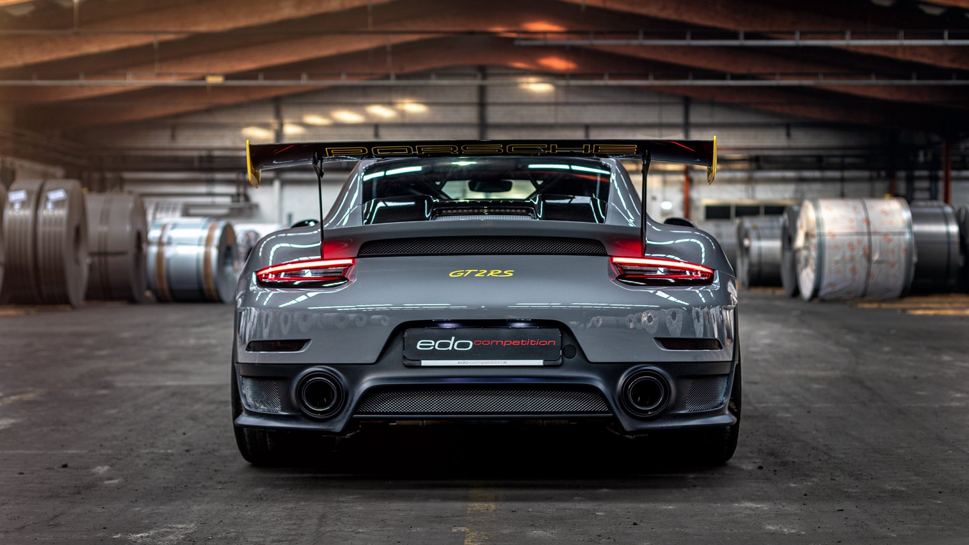 两个世界尽头的相遇，莫德里奇的破茧时刻