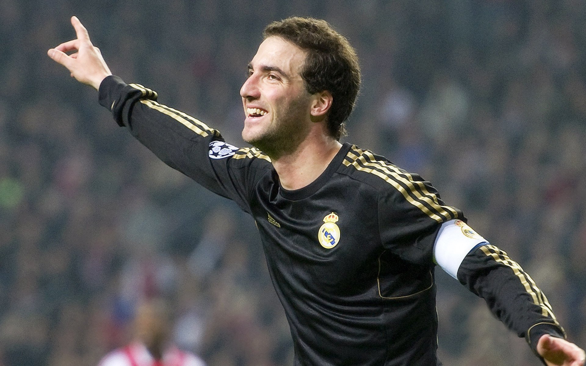 两个世界尽头的相遇，莫德里奇的破茧时刻